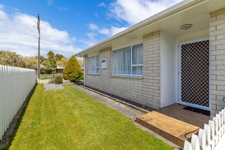 Photo of property in 82 Celia Street, Stratford, 4332