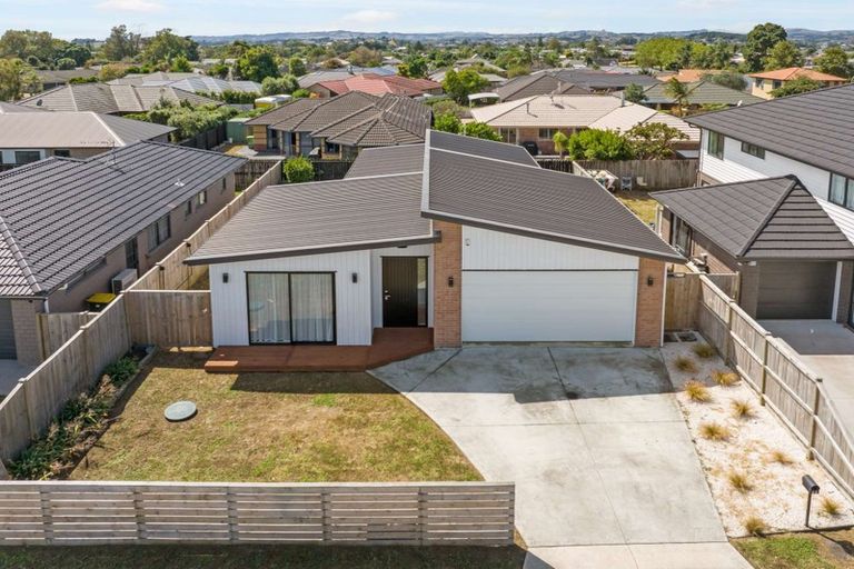 Photo of property in 17 Piripono Crescent, Pukekohe, 2120