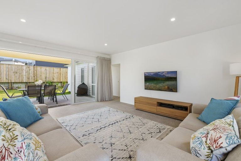 Photo of property in 13 Karanema Place, Coastlands, Whakatane, 3120