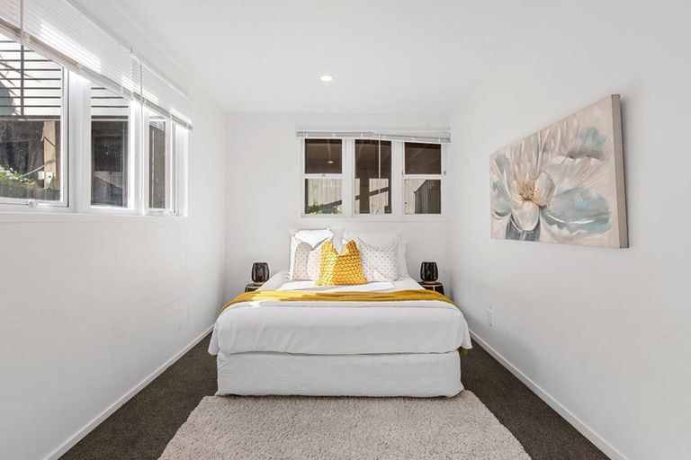 Photo of property in 4 The Esplanade, Campbells Bay, Auckland, 0630