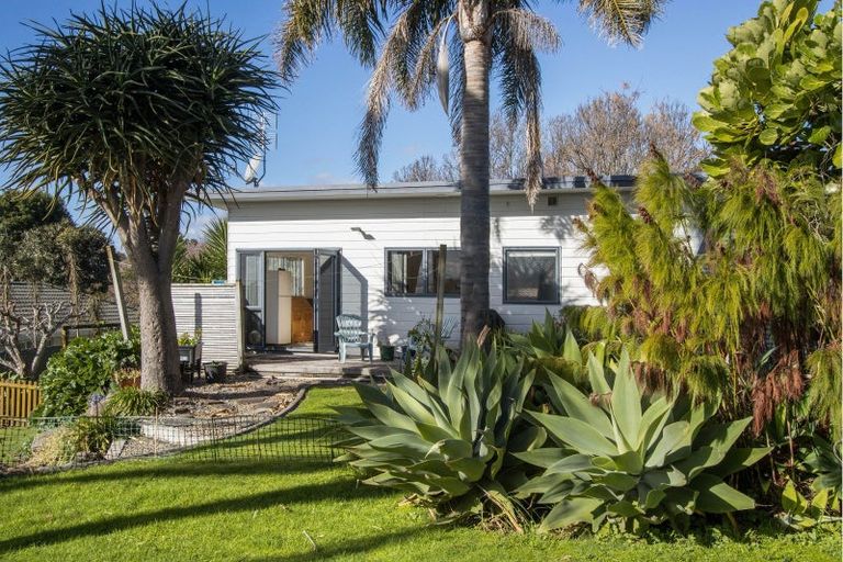 Photo of property in 181b Omokoroa Road, Omokoroa, 3114