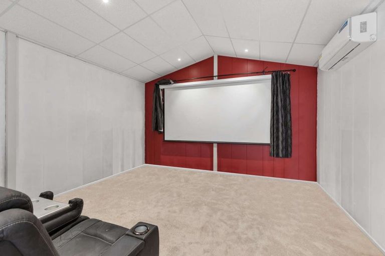 Photo of property in 9 Waitai Street, Castlecliff, Whanganui, 4501