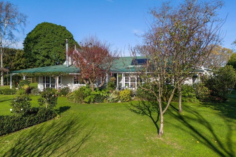 Photo of property in 42 Kayelene Place, Omokoroa, 3114