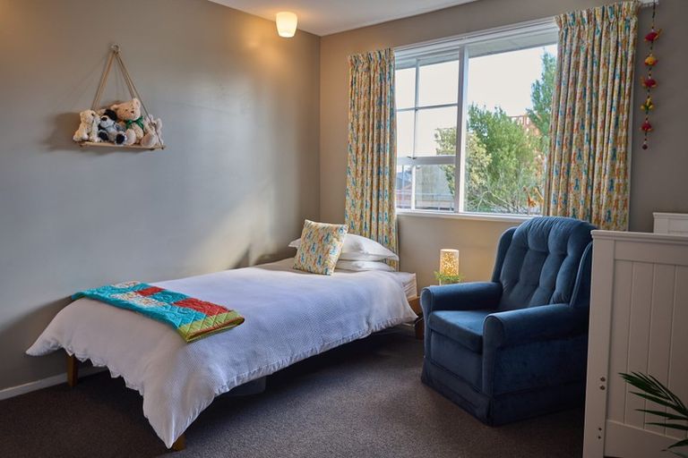 Photo of property in 2/63 Wychbury Street, Spreydon, Christchurch, 8024