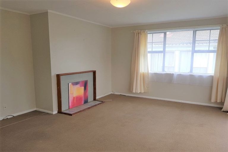 Photo of property in 9 Bellona Place, Cannons Creek, Porirua, 5024