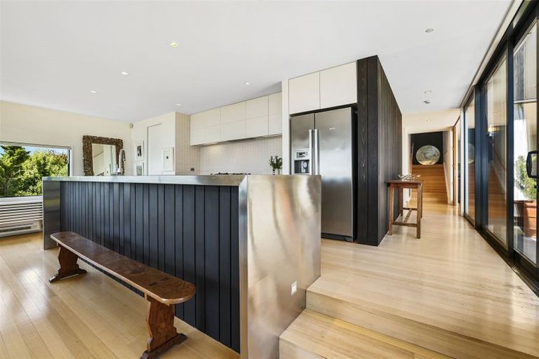 Photo of property in 130 Richmond Hill Road, Richmond Hill, Christchurch, 8081
