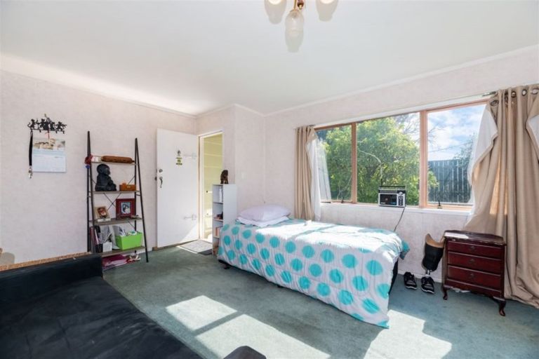 Photo of property in 1/159 Te Atatu Road, Te Atatu South, Auckland, 0610