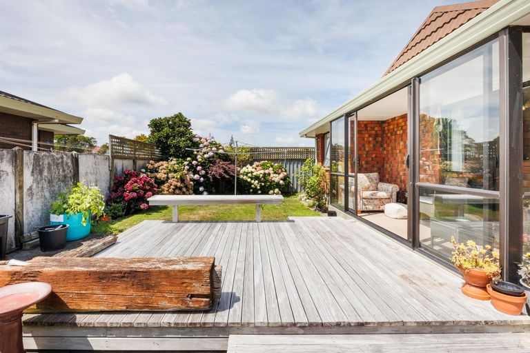 Photo of property in 70 North Street, Palmerston North, 4410