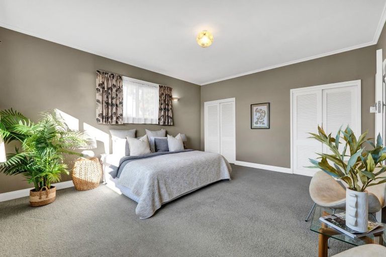 Photo of property in 16 Glen Almond Street, New Plymouth, 4310