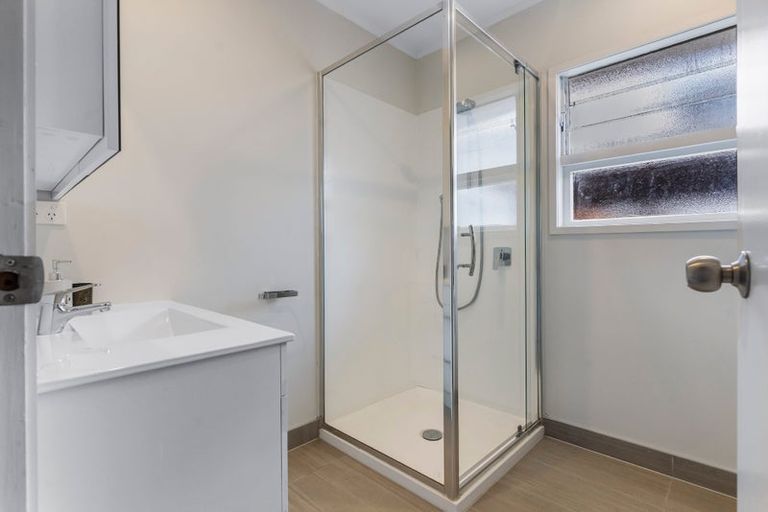 Photo of property in 20 Rotoiti Avenue, Pakuranga Heights, Auckland, 2010