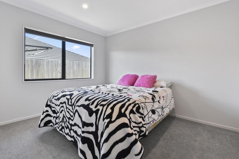 Photo of property in 13 Muirhill Place, Pokeno, 2402