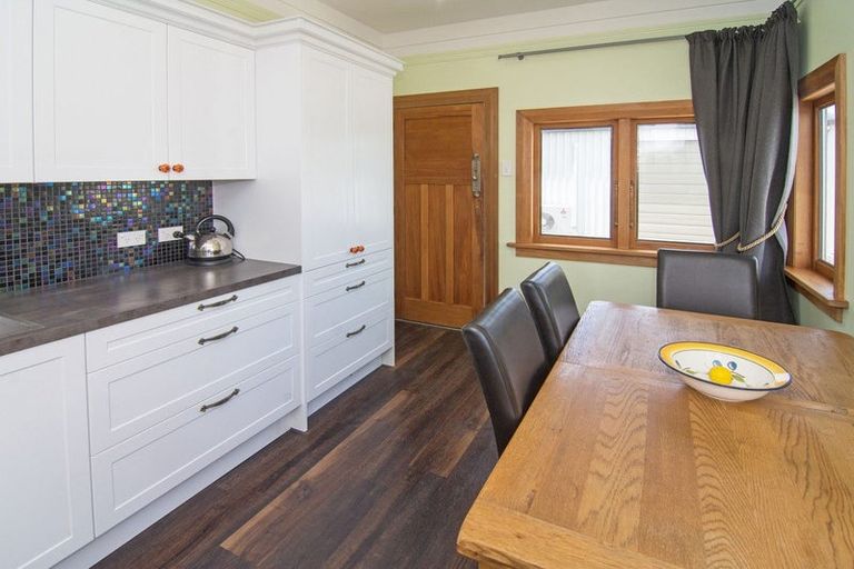 Photo of property in 12 Albert Street, Masterton, 5810