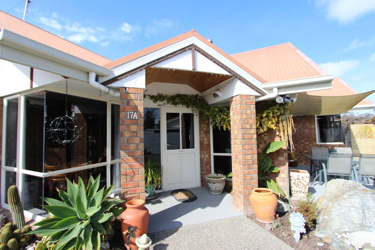 Photo of property in 17a Lucas Street, Riversdale, Blenheim, 7201