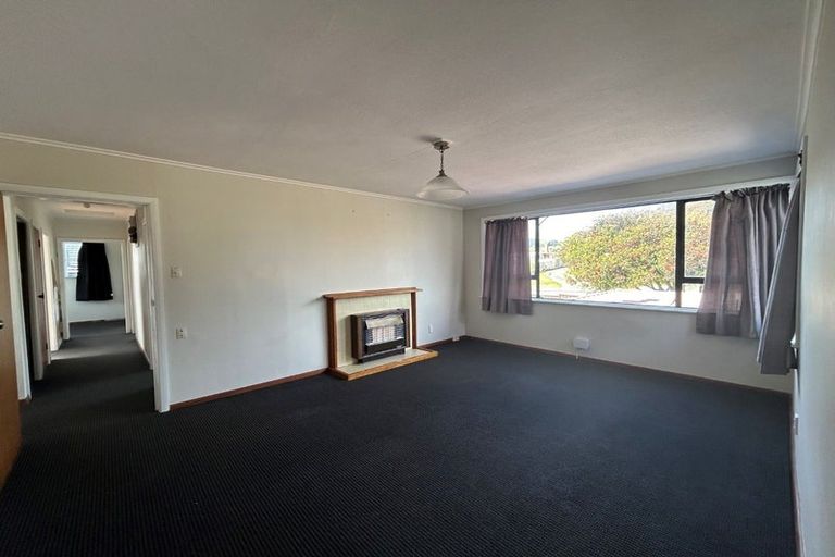 Photo of property in 45 Main Road, Titahi Bay, Porirua, 5022