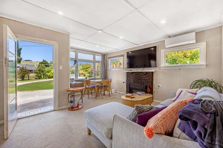 Photo of property in 1440 Martinborough Masterton Road, Gladstone, Masterton, 5884