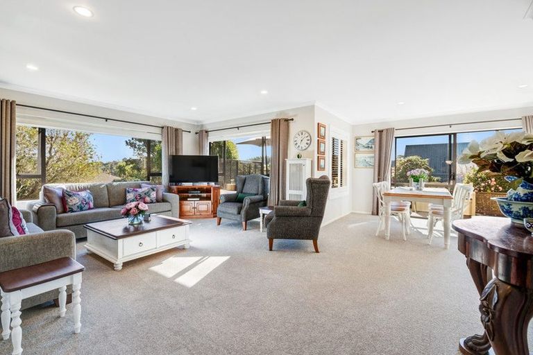 Photo of property in 15 Palm Cove, Arkles Bay, Whangaparaoa, 0932