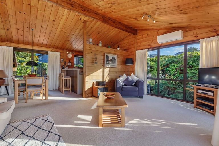 Photo of property in 64 Utuhina Road, Springfield, Rotorua, 3015