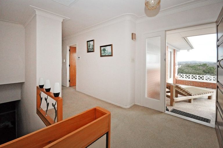 Photo of property in 28 Grassways Avenue, Pakuranga, Auckland, 2010