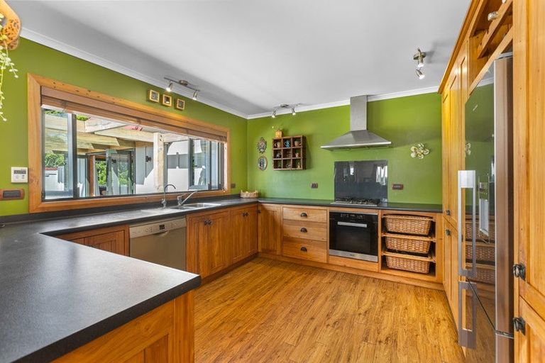 Photo of property in 390a Tukapa Street, Hurdon, New Plymouth, 4310