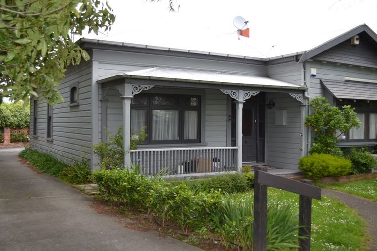 Photo of property in 294 Grey Street, Palmerston North, 4414
