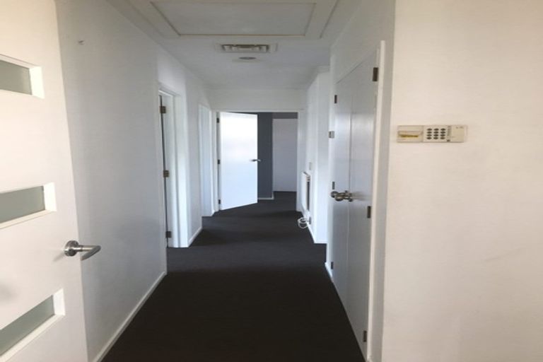 Photo of property in 2/644 Barbadoes Street, Edgeware, Christchurch, 8013