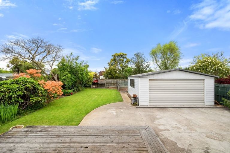 Photo of property in 162 Weston Road, St Albans, Christchurch, 8052