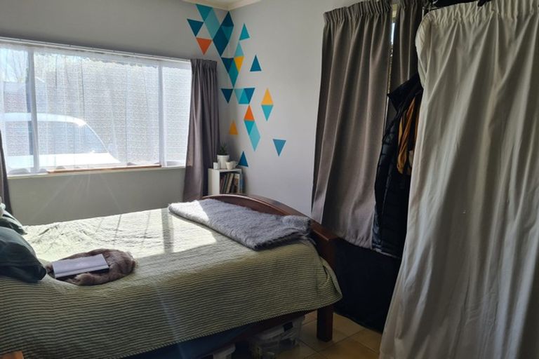 Photo of property in 106 Brandon Street, Featherston, 5710