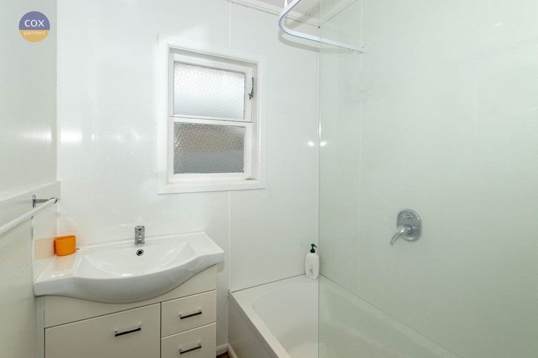 Photo of property in 9 Eton Street, Taradale, Napier, 4112