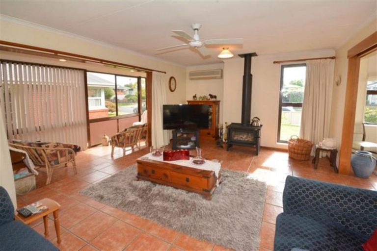 Photo of property in 54 Mcdonald Street, Mosgiel, 9024