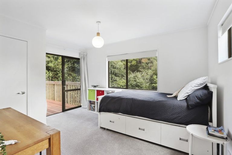 Photo of property in 62 Wirihana Road, Titirangi, Auckland, 0604