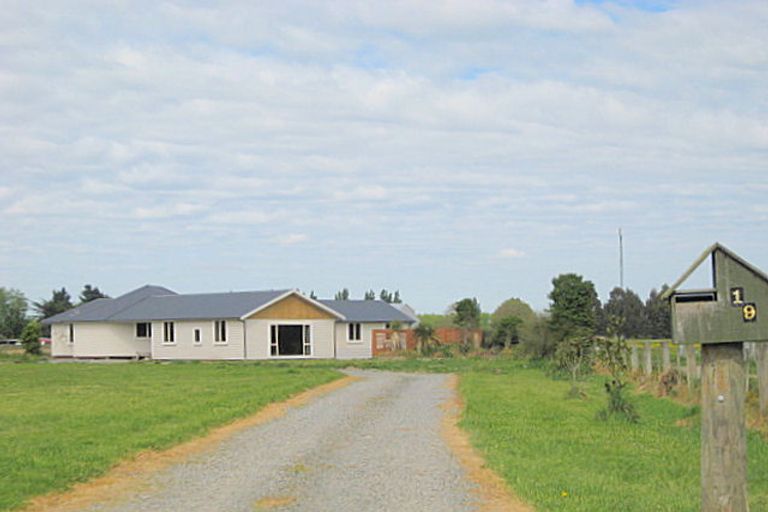 Photo of property in 19 Rangiora Woodend Road, Woodend, 7610