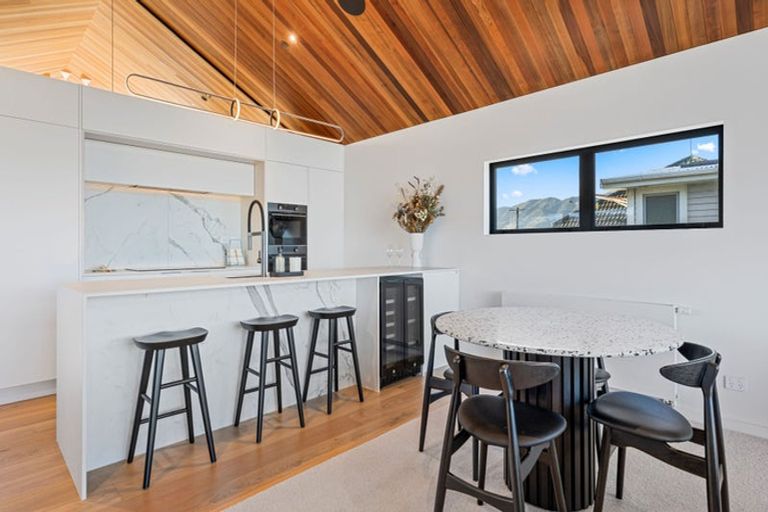 Photo of property in 239 The Esplanade, Petone, Lower Hutt, 5012