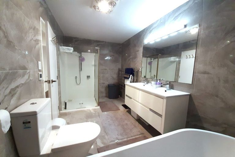 Photo of property in 22 Tinaku Road, Flat Bush, Auckland, 2019