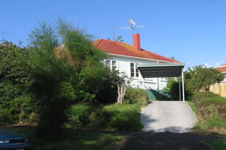 Photo of property in 14 Manapau Street, Meadowbank, Auckland, 1072