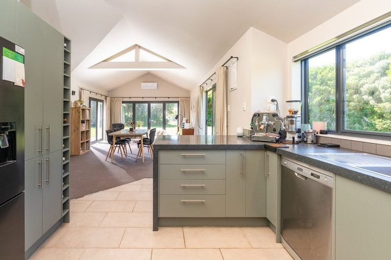 Photo of property in 781 Ohariu Valley Road, Ohariu, Wellington, 6037