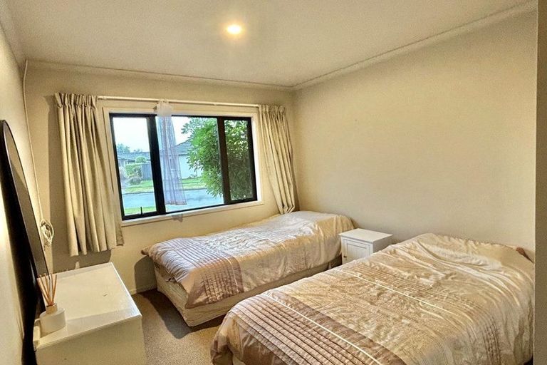 Photo of property in 3 Mcnaughton Place, Onekawa, Napier, 4110