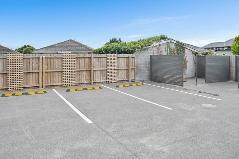 Photo of property in 3/23 Hills Road, Edgeware, Christchurch, 8013