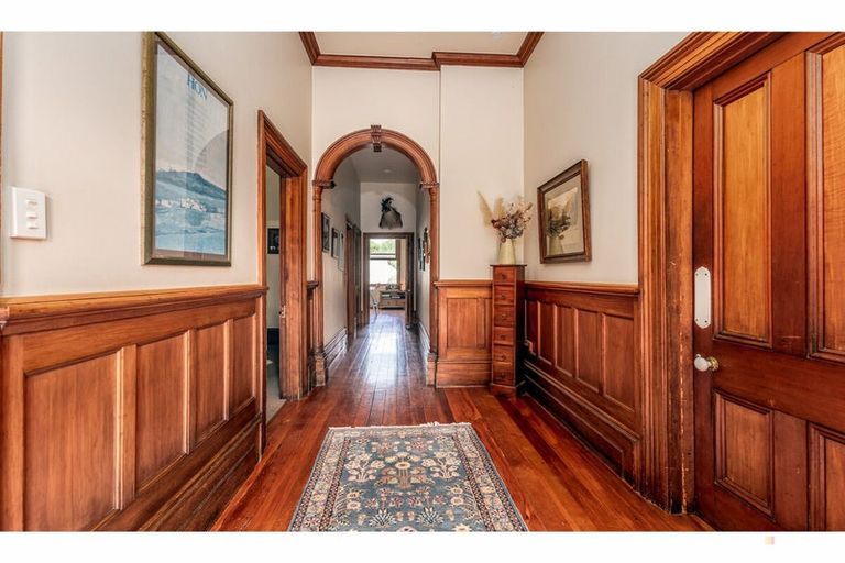 Photo of property in 111 Main North Road, Geraldine, 7930