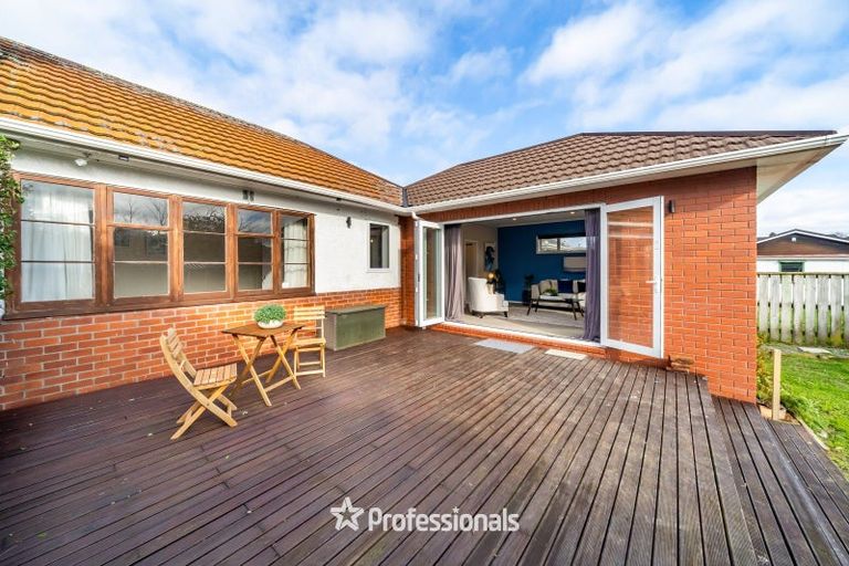 Photo of property in 24 Godley Street, Waterloo, Lower Hutt, 5011