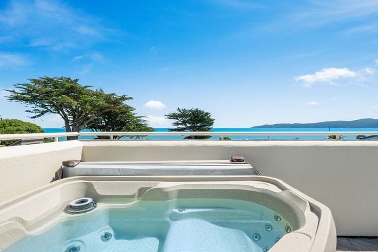 Photo of property in 27 Tainui Street, Raumati Beach, Paraparaumu, 5032