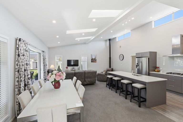 Photo of property in 5 Guardsman Place, Prebbleton, 7604