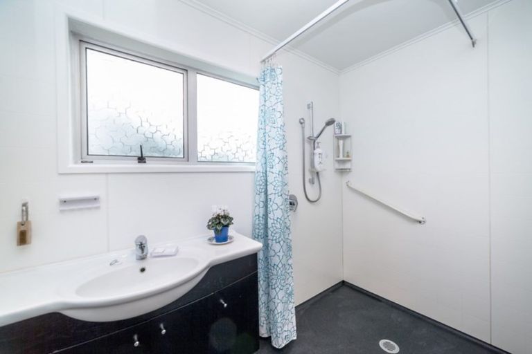 Photo of property in 74 East Street, Greytown, 5712