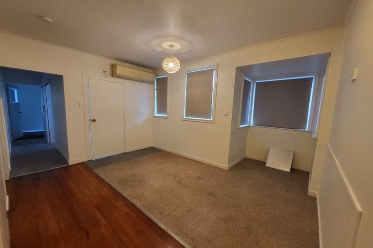 Photo of property in 10 Oraha Road, Huapai, Kumeu, 0810