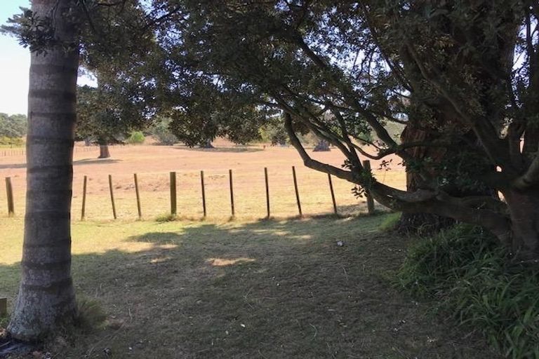 Photo of property in 76 Campbell Road, One Tree Hill, Auckland, 1061