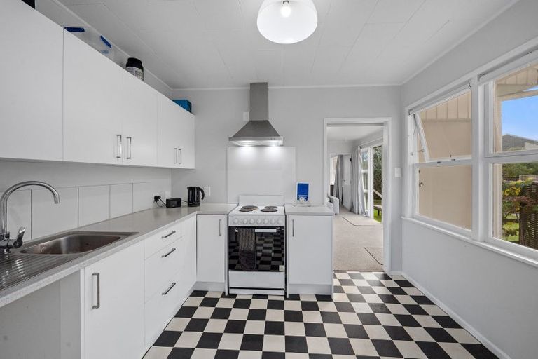 Photo of property in 1/22 Saltburn Road, Milford, Auckland, 0620