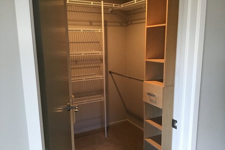 Photo of property in 9a Turehu Street, Merrilands, New Plymouth, 4312