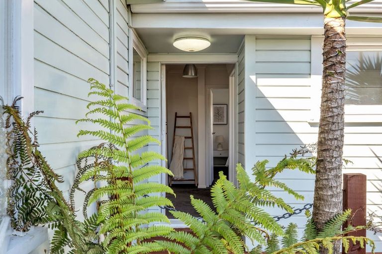 Photo of property in 5 Sunrise Avenue, Owhata, Rotorua, 3010