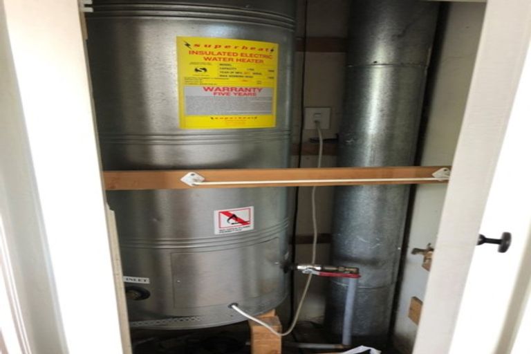 Photo of property in 48 Solway Avenue, Ilam, Christchurch, 8041