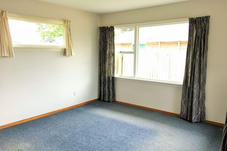 Photo of property in 11 Saffron Street, Bryndwr, Christchurch, 8053