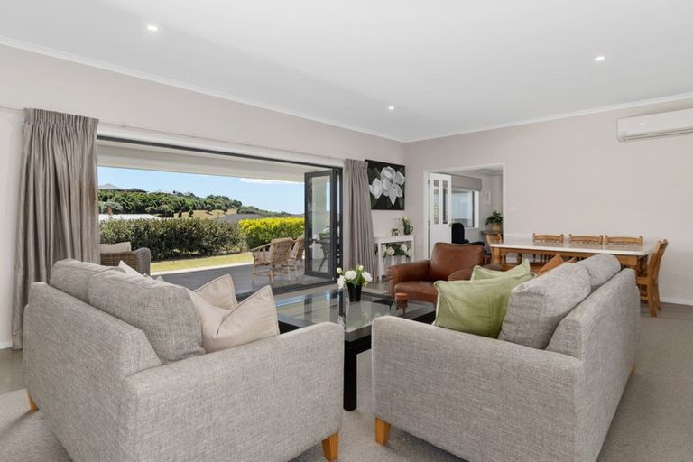 Photo of property in 7 Vantage Place, Omokoroa, 3114